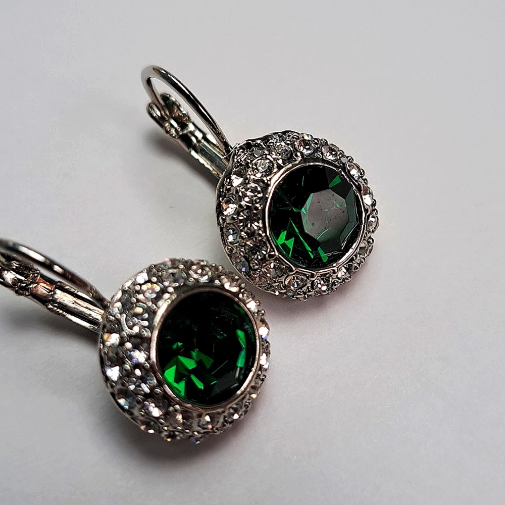 NIP Green Crystal Earrings Faceted European Clasp
